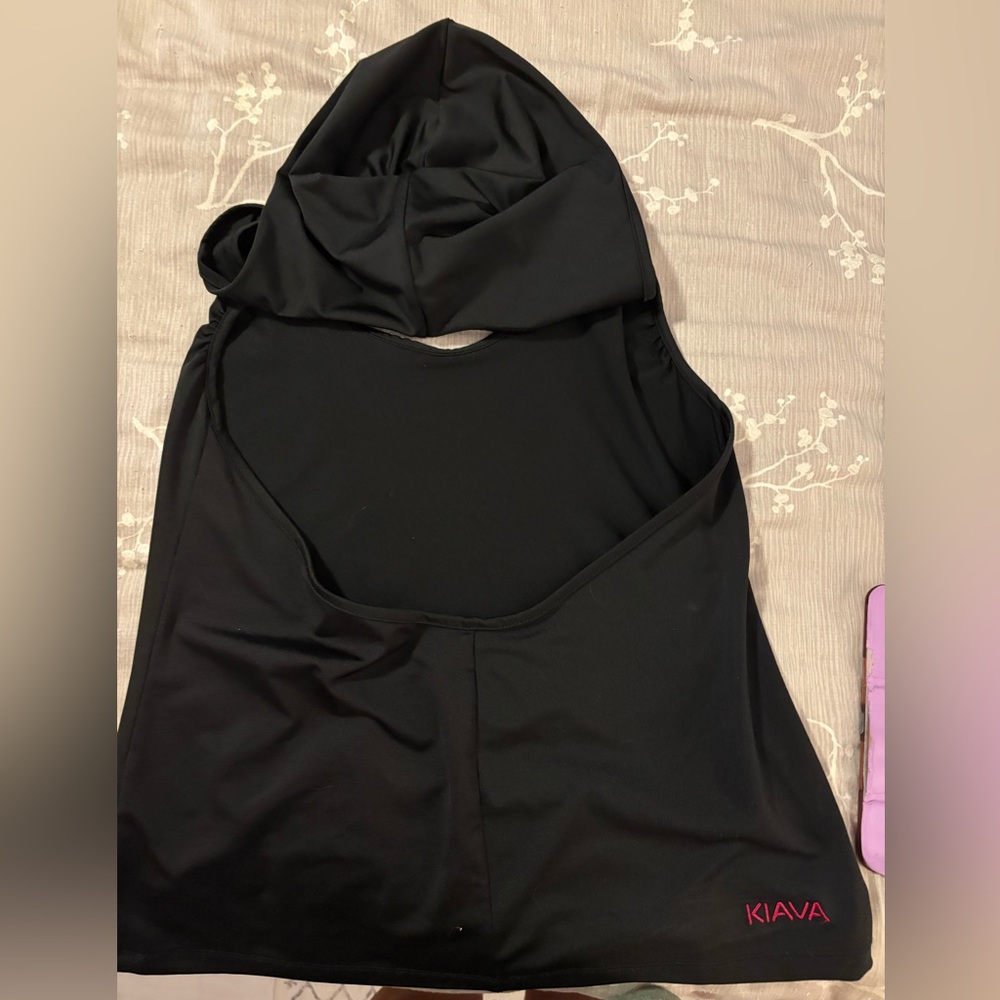 Black hooded tank low back